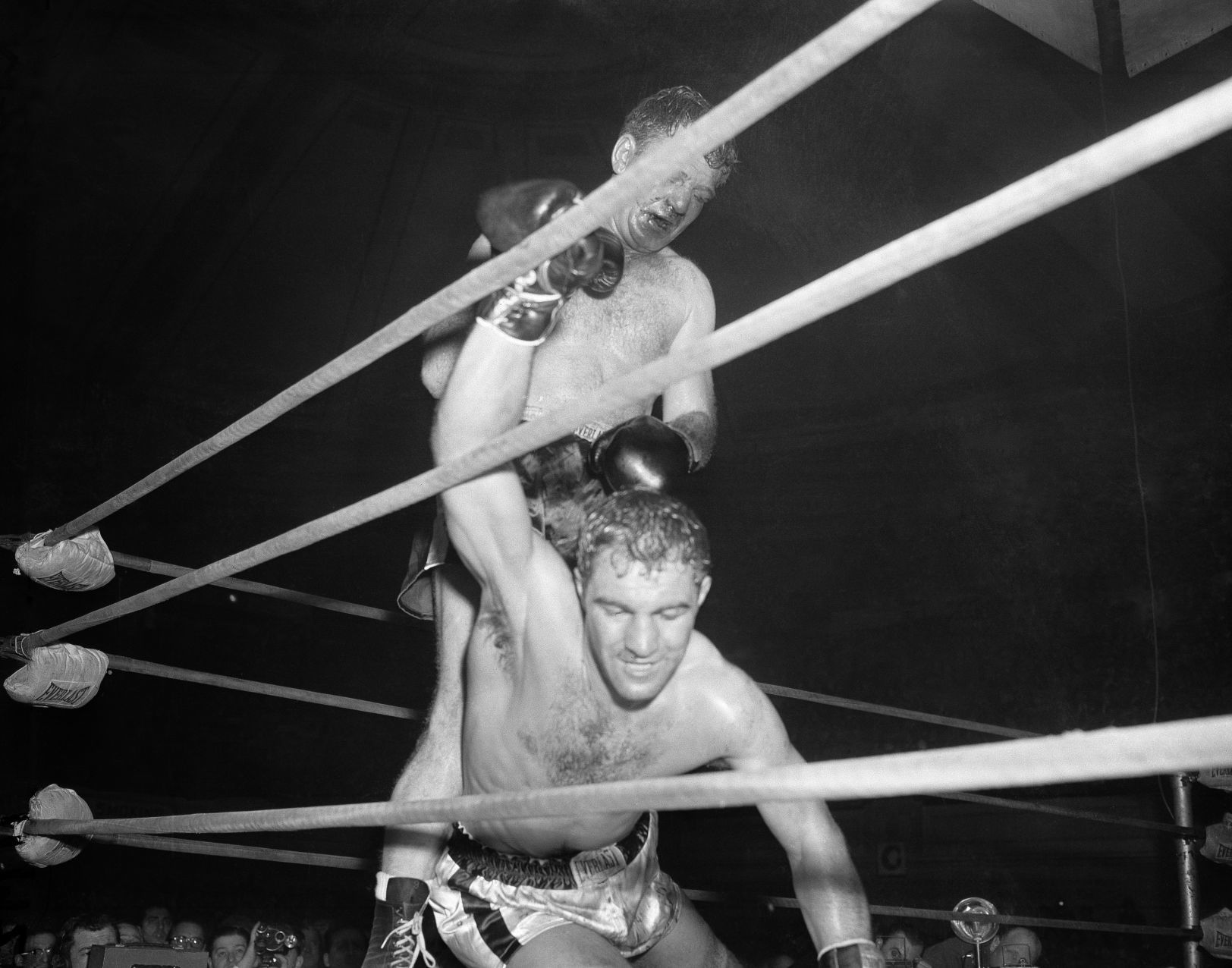 1952: Rocky Marciano, Lee Savold
